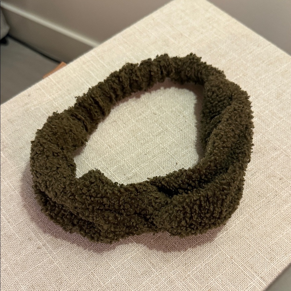 Kitsch Olive‎ fleece cozy Textured Headband